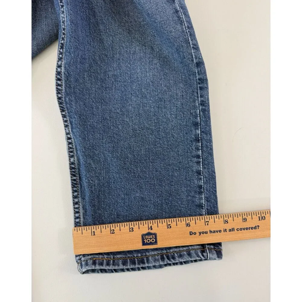 Levi's 502 Taper Fit Men's Jeans - Medium Wash - Size 38 x 32